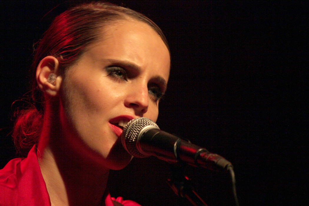 Anna Calvi, zdroj: Wikipedia Anna Calvi, zdroj: Wikipedia