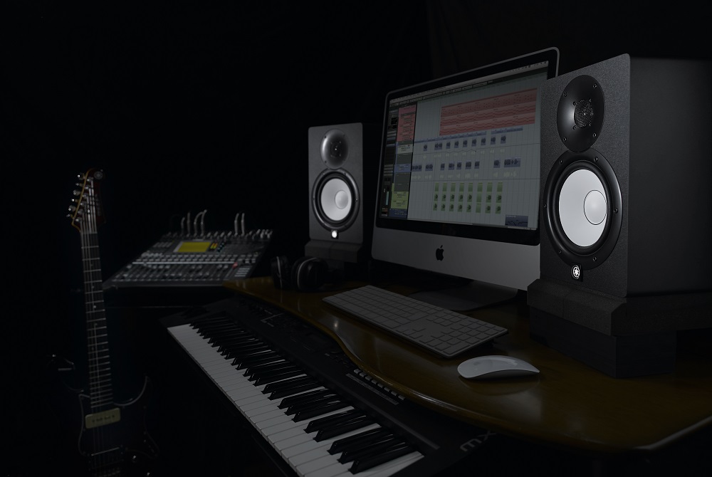 Yamaha HS-8 Yamaha HS-8