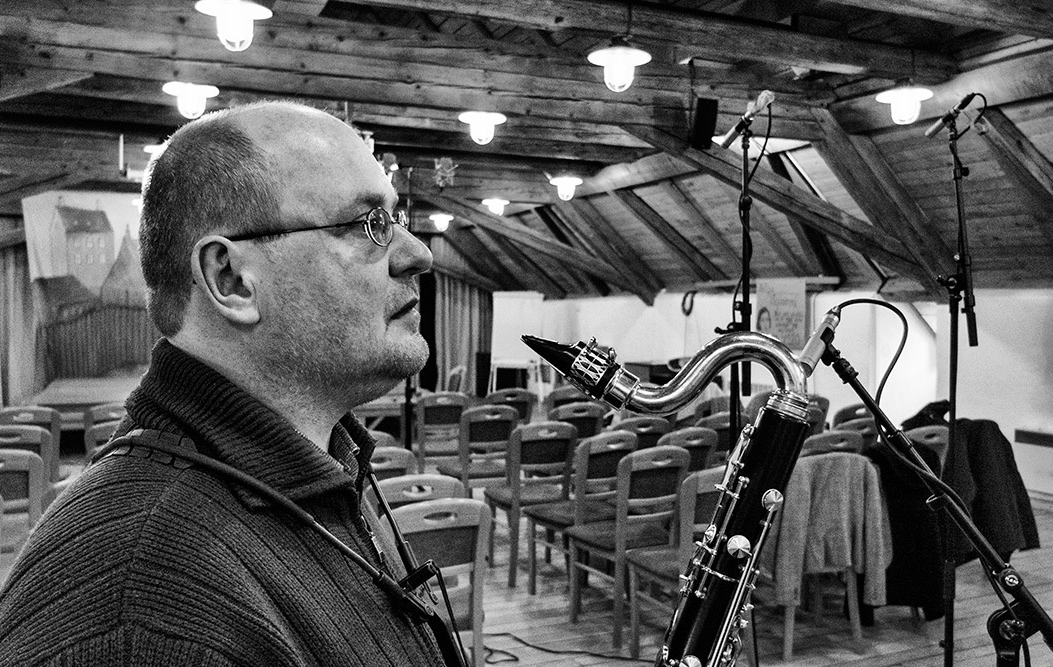 Michal Hrubý, basklarinet a nahrávání alba Květovaný kůň; foto: archív autora Michal Hrubý, basklarinet a nahrávání alba Květovaný kůň; foto: archív autora