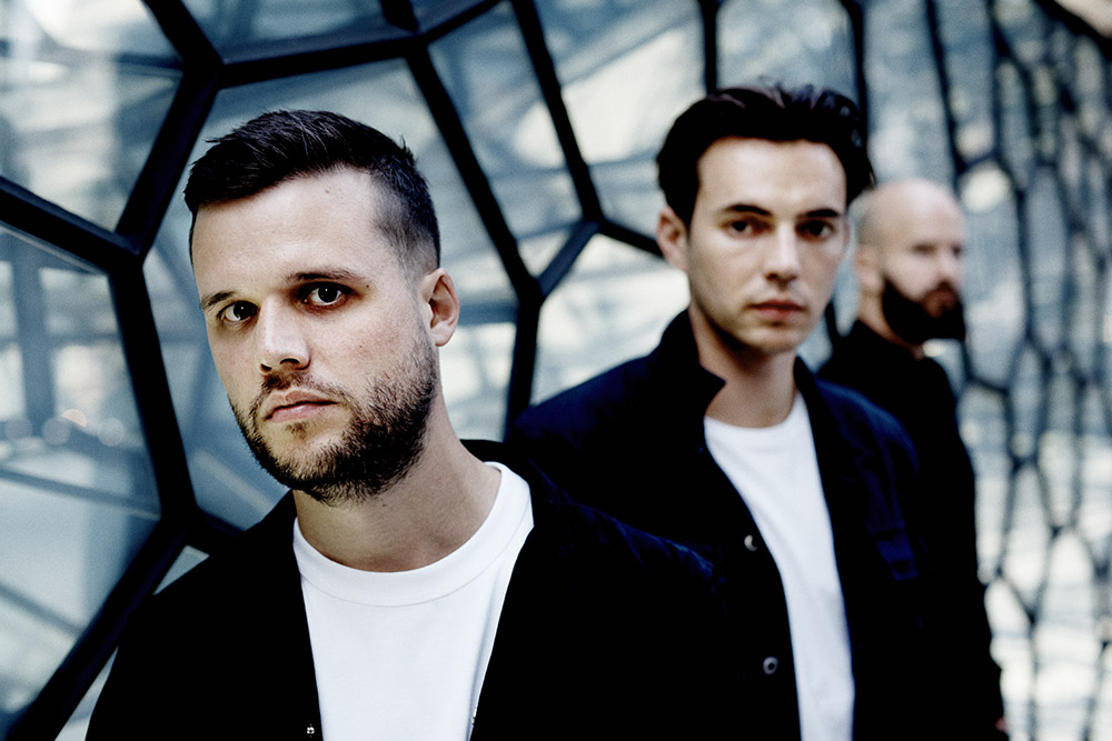White Lies, zdroj: D Smack U White Lies, zdroj: D Smack U
