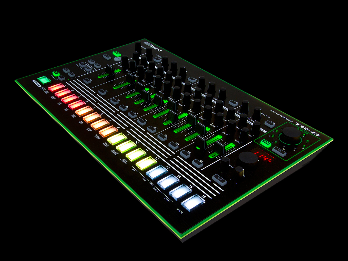 Roland TR-8 Roland TR-8