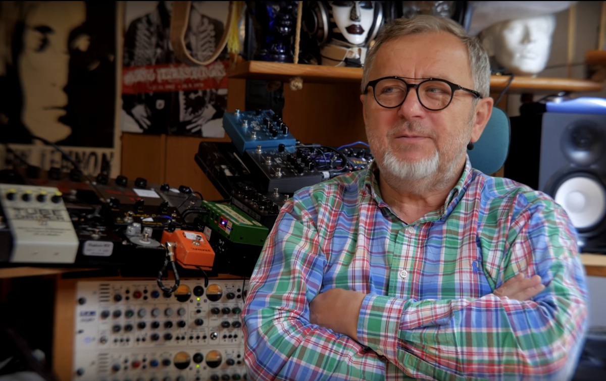 Martin Pavlíček, zdroj: YouTube Kytary.cz Martin Pavlíček, zdroj: YouTube Kytary.cz