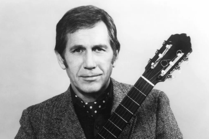 „Jakmile se stanete předvídatelnými, už nikoho nebudete zajímat. Sami si utváříte svůj osud,“ řekl Chet Atkins. | Foto: Wikimedia Commons