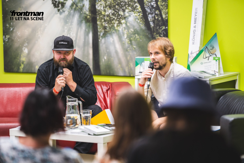 Jedna hodina vaší vlastní práce vydá za deset hodin videí a pět workshopů. Tak začněte hned dnes. | Foto: Jan Nožička