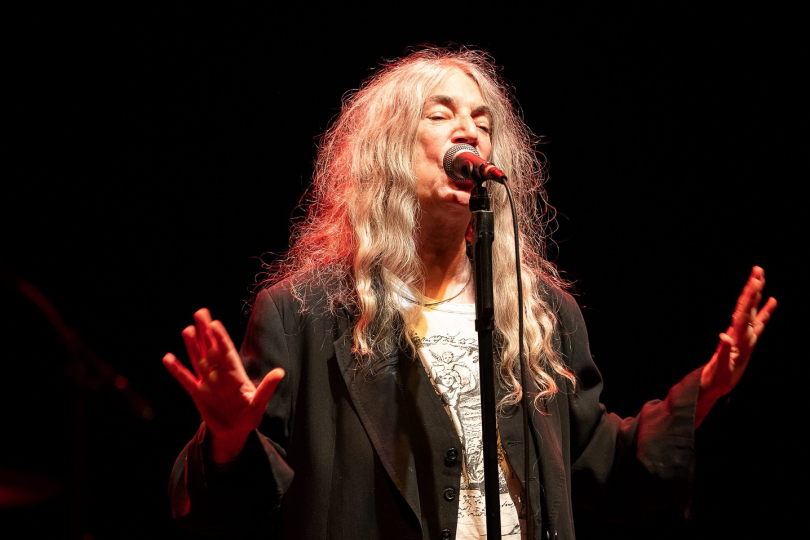 Výrazný autorský podíl na hitu Dancing Barefoot z alba Wave od Patti Smith má náš krajan Ivan Král. | Foto: Live Nation  Výrazný autorský podíl na hitu Dancing Barefoot z alba Wave od Patti Smith má náš krajan Ivan Král. | Foto: Live Nation