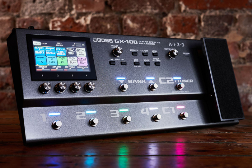 Preamp/multiefekt Boss GX-100 s dotykovým displejem | frontman.cz