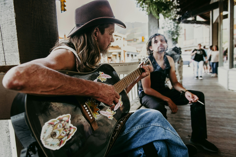 Blues je pro opravdové znalce života a má jasně daná pravidla. | Foto: Tim Mossholder (Unsplash)