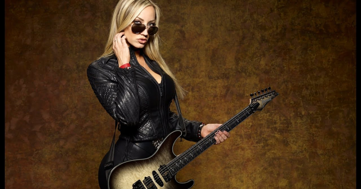 Úspešné gitaristky, ktoré možno nepoznáte: Nita Strauss