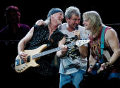 Skladby se originálům v duchu Deep Purple přibližují co možná nejvěrněji. | Foto: Wikimedia Commons