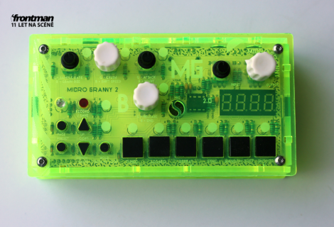 Mnoho přelomových žánrů vznikalo na nástrojích, které rozhodně nebyly drahé. | Foto: Bastl Instruments