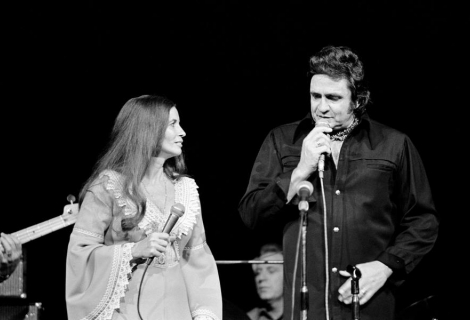 Johnny Cash + June Carter Cash, zdroj: Wikipedie