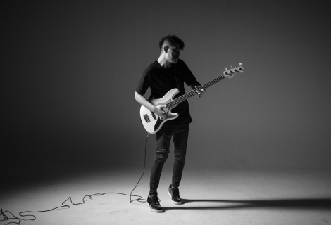 Jako muzikanti a muzikantky často vnímáme svou tvorbu jako součást sebe sama (ano, i když si vytvoříme stage personu). | Foto: Unsplash Jako muzikanti a muzikantky často vnímáme svou tvorbu jako součást sebe sama (ano, i když si vytvoříme stage personu). | Foto: Unsplash