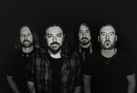 Seether umějí s grácií stárnout v proměnlivém hudebním prostředí. | Foto: Jordan Kirby