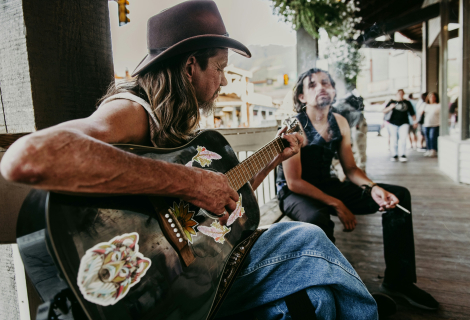 Blues je pro opravdové znalce života a má jasně daná pravidla. | Foto: Tim Mossholder (Unsplash)